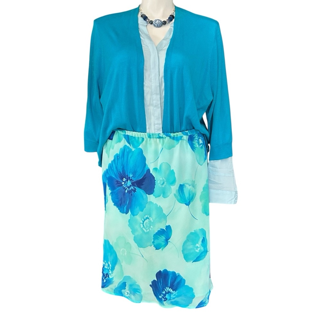 Worthington Floral Blue Aqua Elastic Waist Skirt EUC sz 18W
